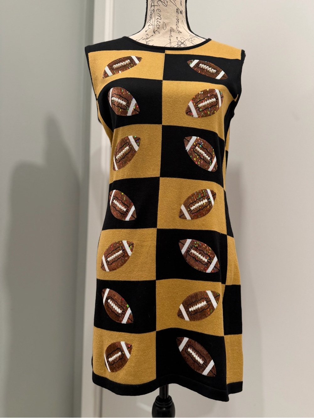 QUEEN OF SPARKLES Sleeveless Checkerboard Mini Dress in Black and Gold